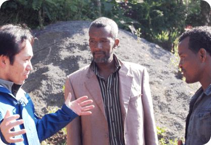 エチオピアでの「JICAベレテ・ゲラ森林保全プロジェクト」でUCCが行った技術指導によるピッカーへの教育